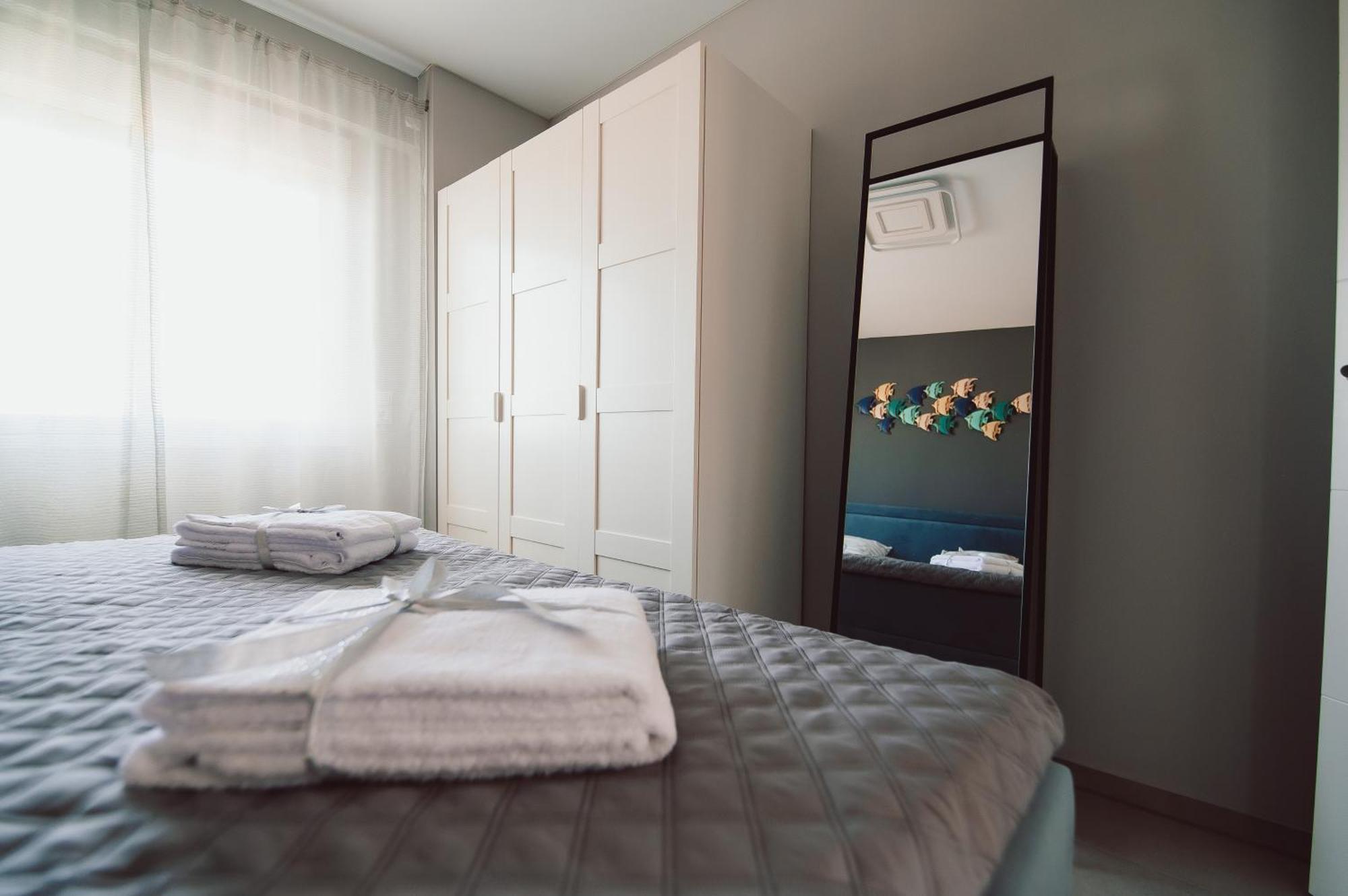Apartamento Perla De Mar Les Deveses Kültér fotó